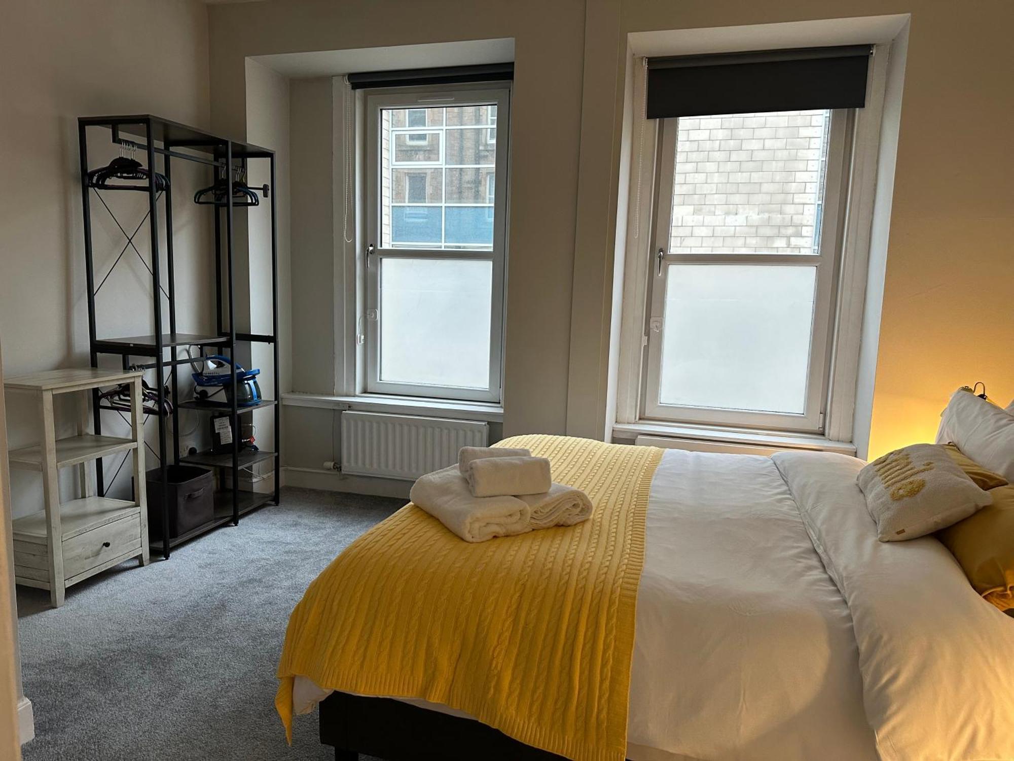 Two Bed Apartment Edinburgh Ngoại thất bức ảnh