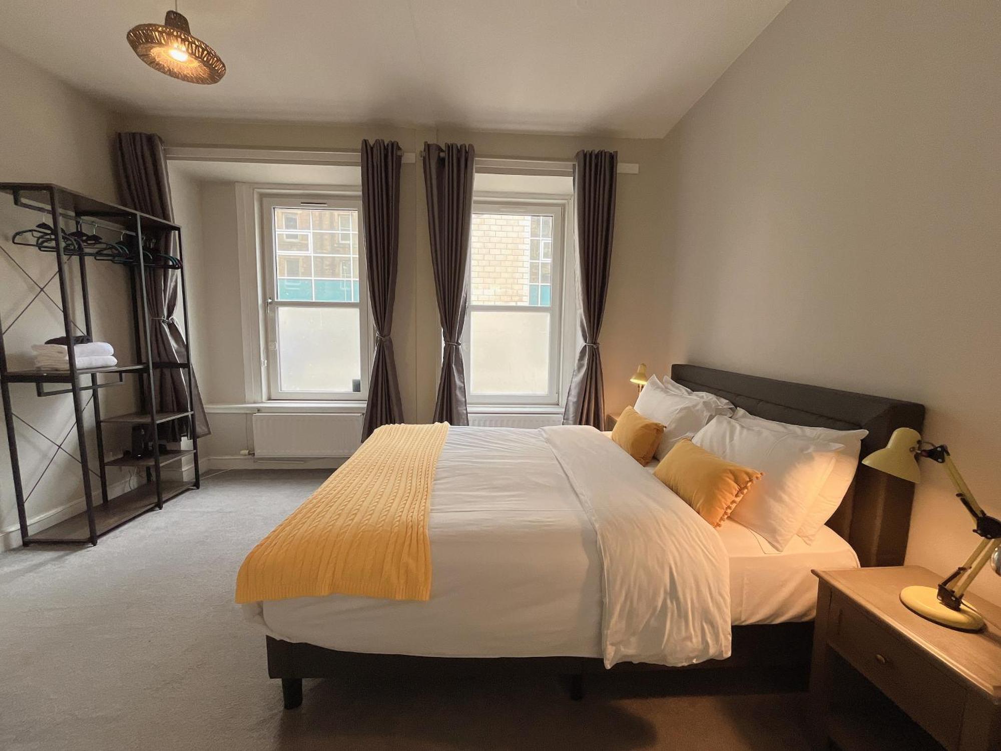 Two Bed Apartment Edinburgh Ngoại thất bức ảnh